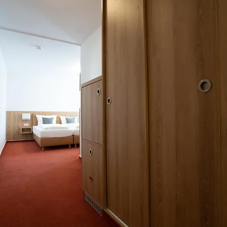 Nineofive Hotel-2